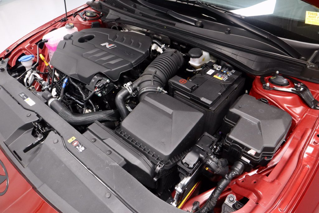 Used 2025 Hyundai Elantra N FWD image 17