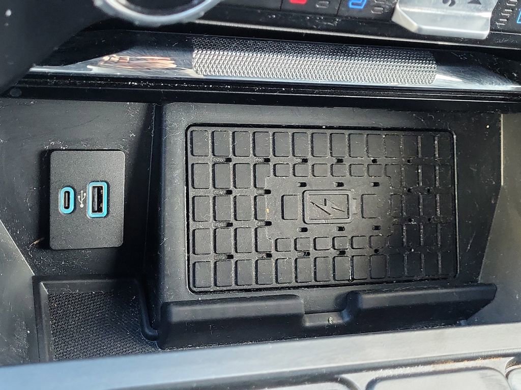 Certified 2023 Ford F150 Lariat w/ Equipment Group 502A High image 29