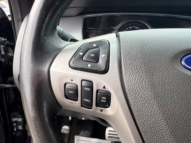 Certified 2018 Ford Taurus SHO AWD/4WD image 9