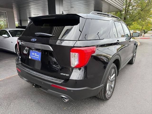 Certified 2021 Ford Explorer XLT w/ Equipment Group 202A AWD/4WD image 11