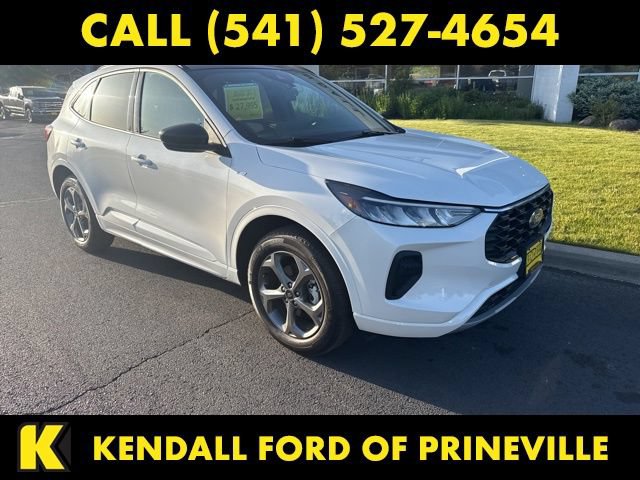Certified 2024 Ford Escape ST-Line w/ Tech Pack #1 AWD/4WD image 2