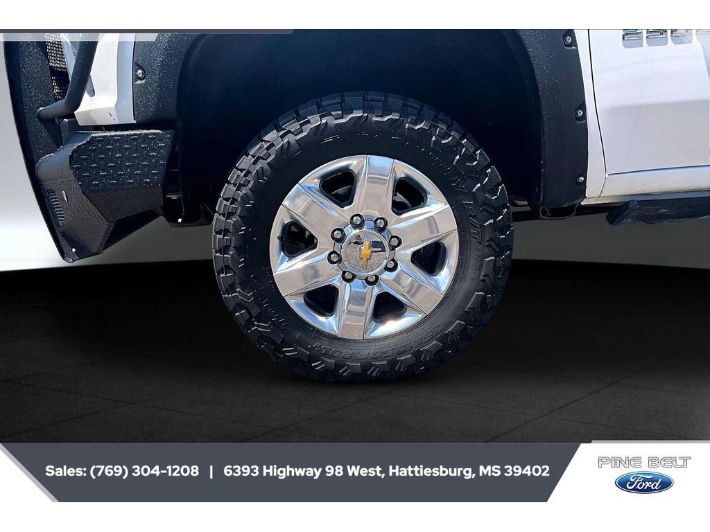 Used 2022 Chevrolet Silverado 2500 LTZ w/ LTZ Convenience Package AWD/4WD image 7