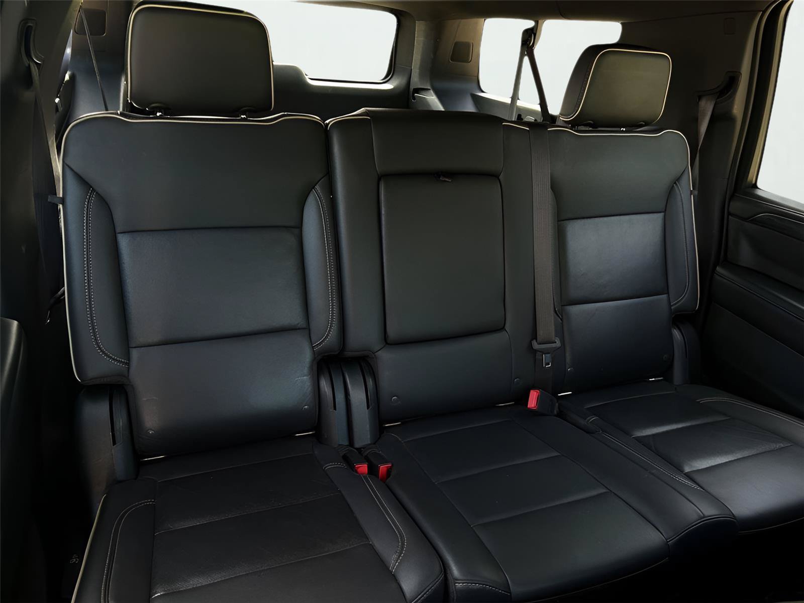 Used 2022 GMC Yukon XL SLT AWD/4WD image 12