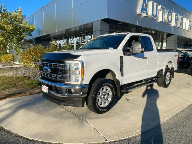 Certified 2024 Ford F250 XLT w/ Snow Plow Prep Package AWD/4WD image 3