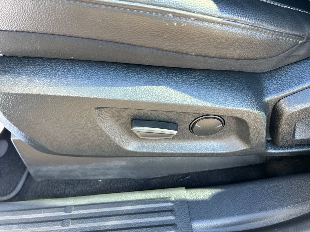 Certified 2019 Ford Ranger Lariat w/ Equipment Group 501A Mid image 18