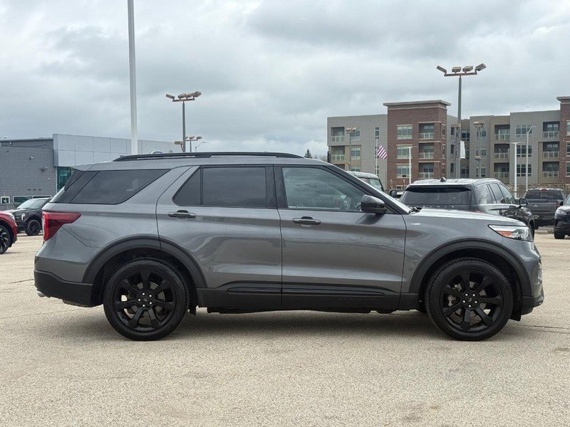 Certified 2023 Ford Explorer ST-Line w/ Class IV Trailer Tow Package AWD/4WD image 2