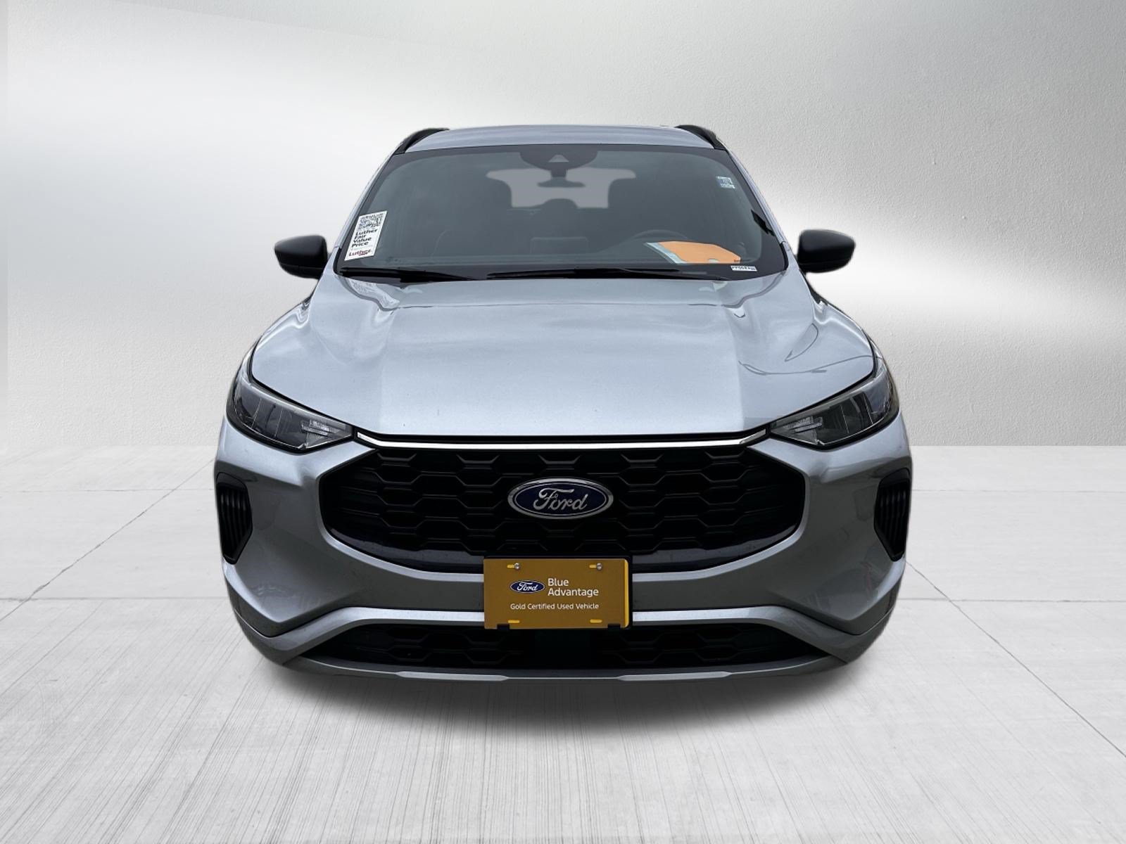 Certified 2024 Ford Escape ST-Line AWD/4WD image 2