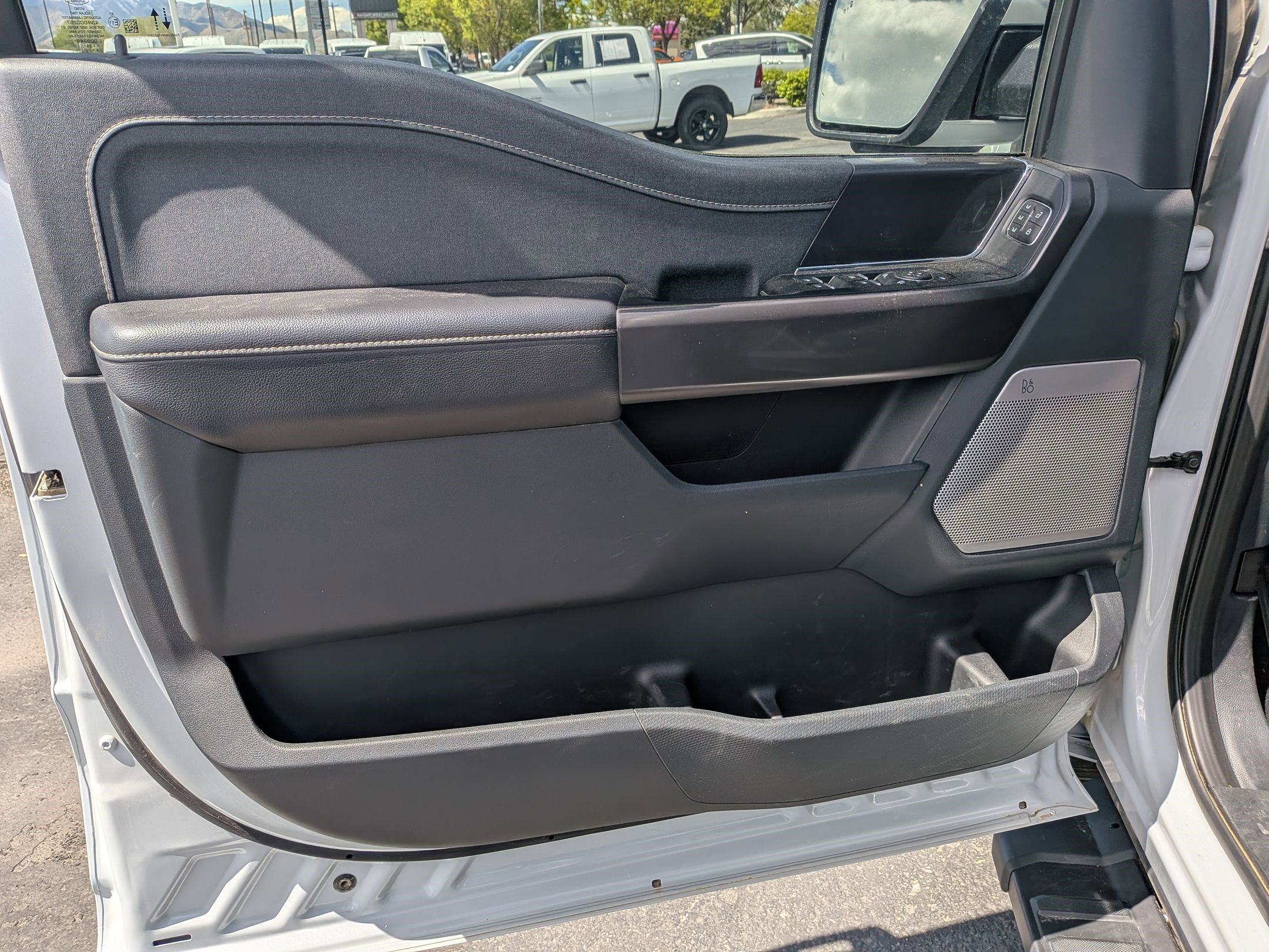 Certified 2025 Ford F150 Lariat AWD/4WD image 16