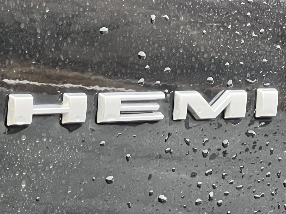 Used 2022 Dodge Durango R/T w/ Tow 'N Go Package image 9