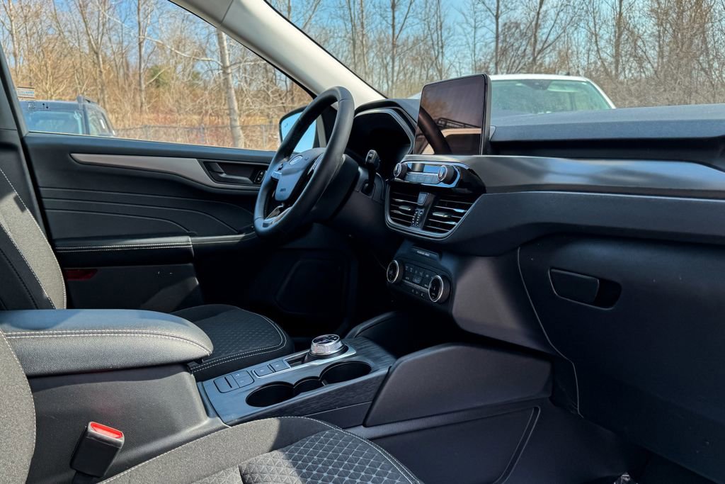 Certified 2023 Ford Escape Active AWD/4WD image 13