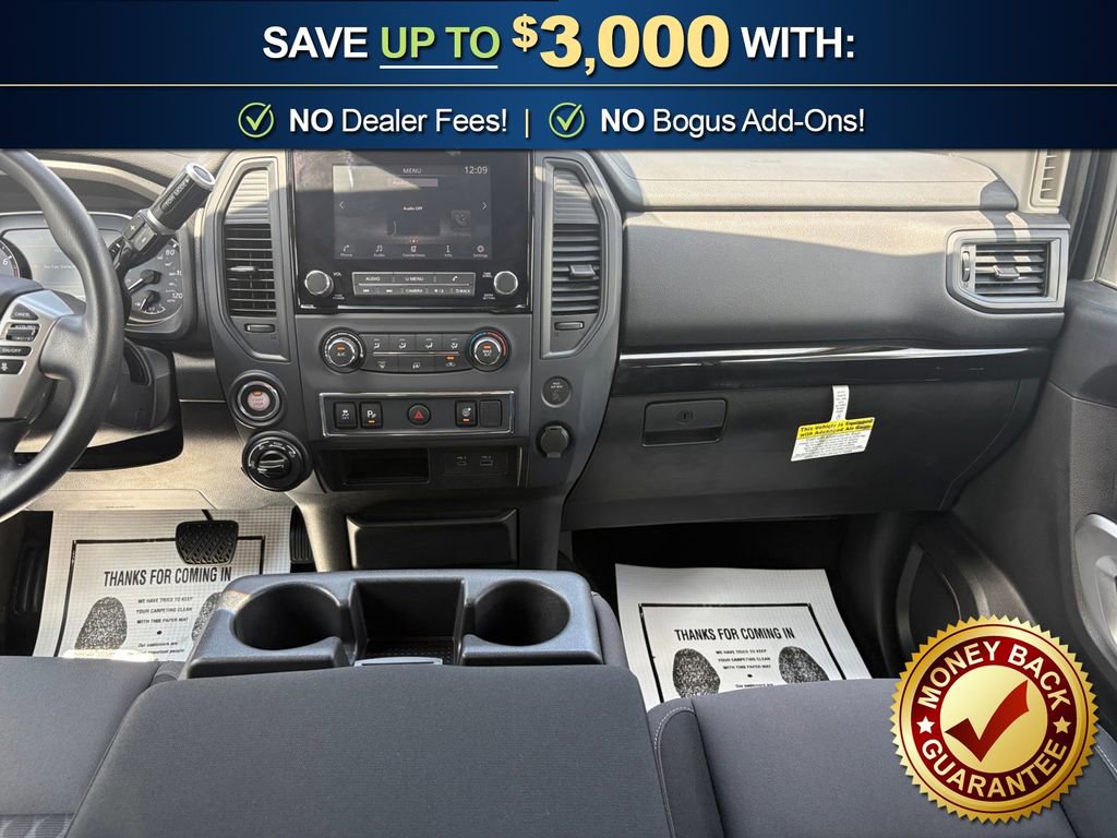 Used 2024 Nissan Titan SV AWD/4WD image 20