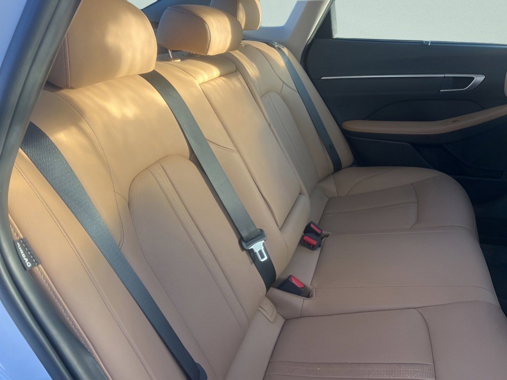 Used 2024 Hyundai Sonata Limited image 17