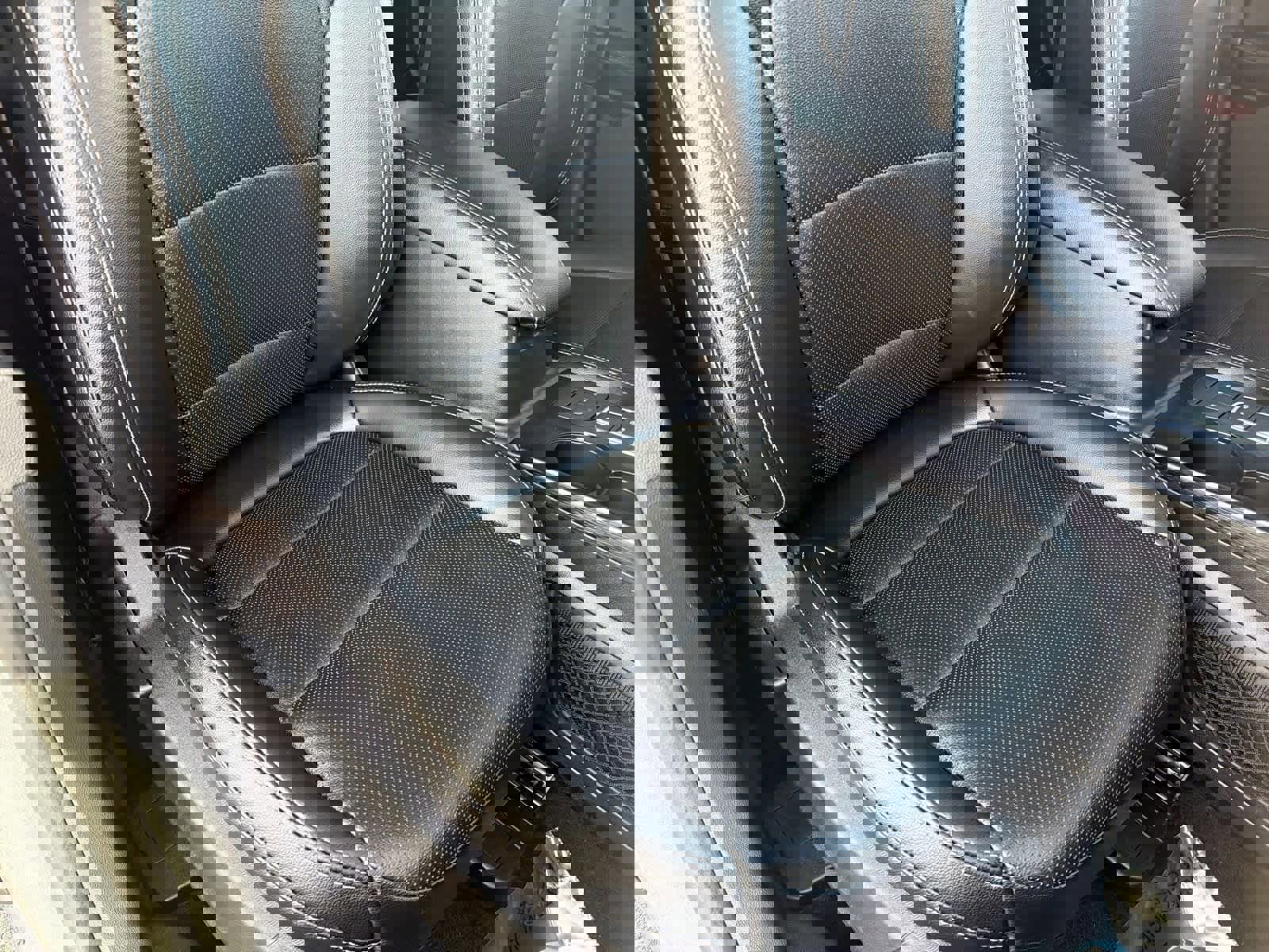 Certified 2022 Ford Escape SEL image 24