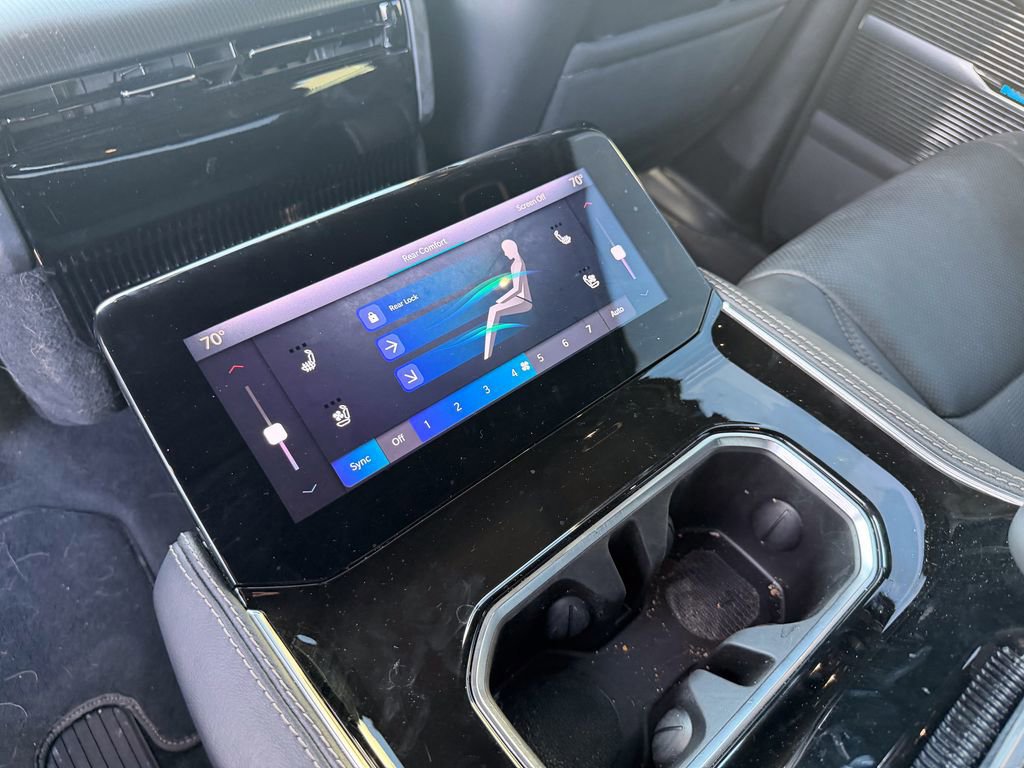 Used 2025 Jeep Grand Wagoneer L Series II Obsidian w/ Quick Order Packagew 28T image 31