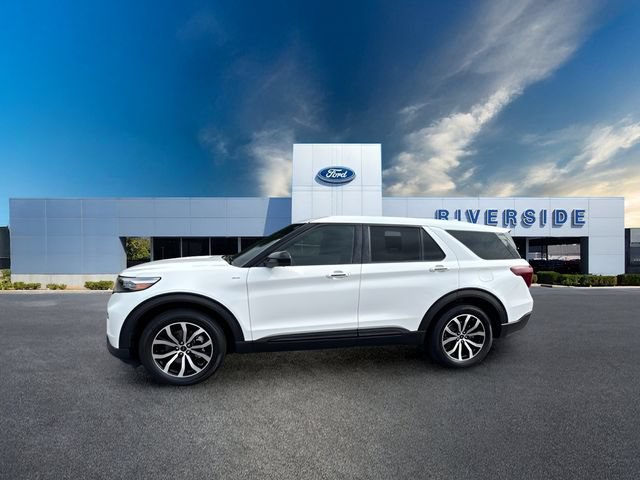 Certified 2022 Ford Explorer ST-Line w/ Class IV Trailer Tow Package RWD image 9