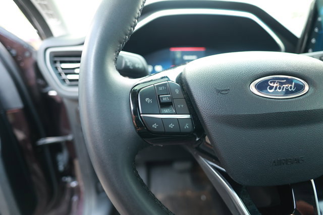 Certified 2023 Ford Escape Platinum w/ Premium Technology Package FWD image 15