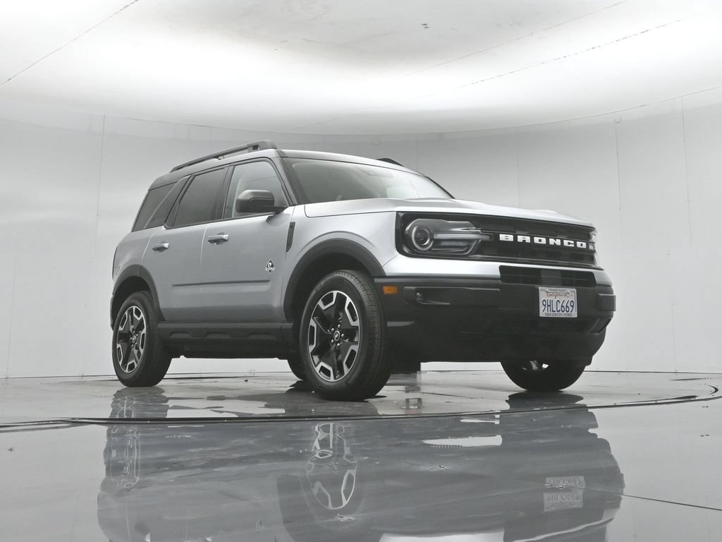Certified 2023 Ford Bronco Sport Outer Banks w/ Tech Package AWD/4WD image 49