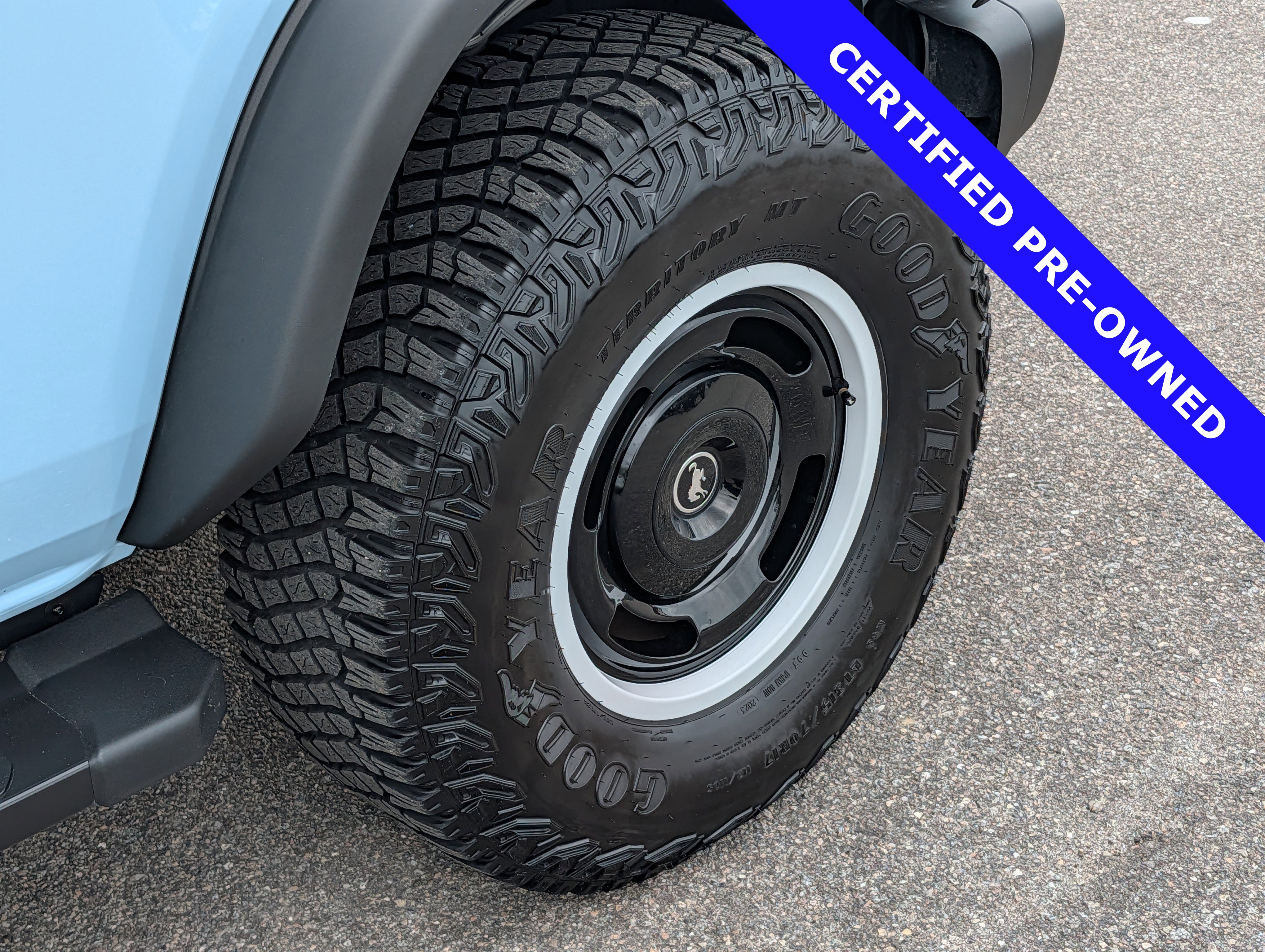 Certified 2023 Ford Bronco Heritage Edition AWD/4WD image 12