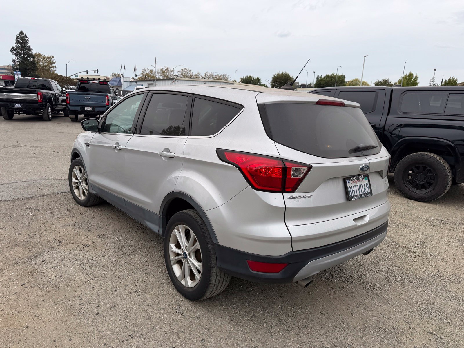 Certified 2019 Ford Escape SE FWD image 3