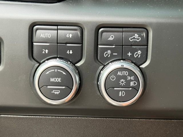 Used 2024 GMC Sierra 2500 Denali w/ Denali Reserve Package AWD/4WD image 25