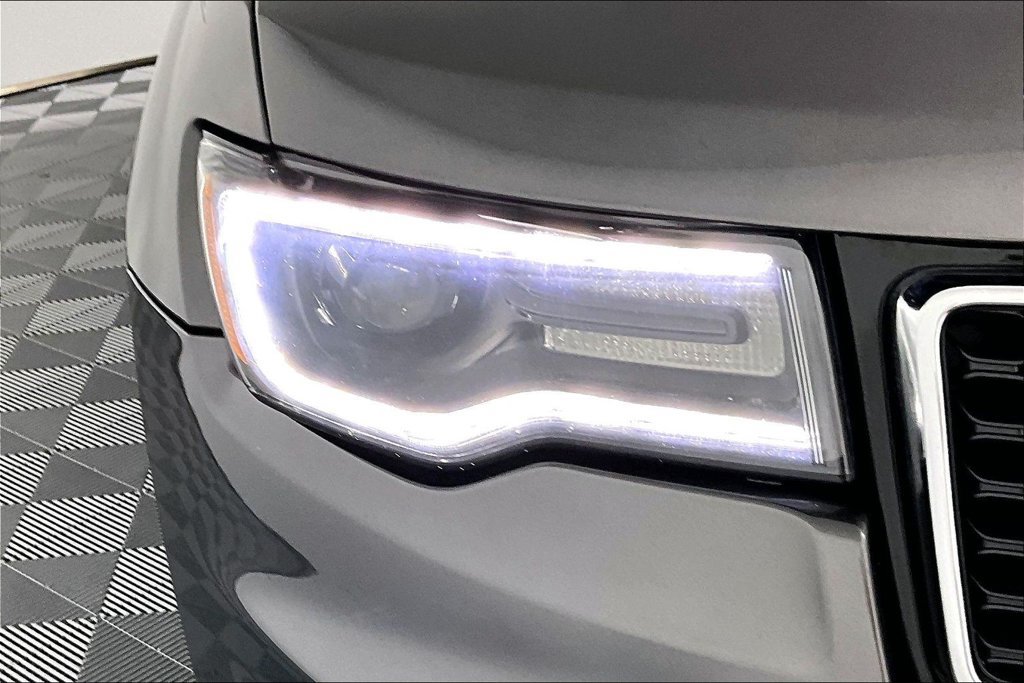 Used 2019 Jeep Grand Cherokee Limited w/ Luxury Group II AWD/4WD image 28