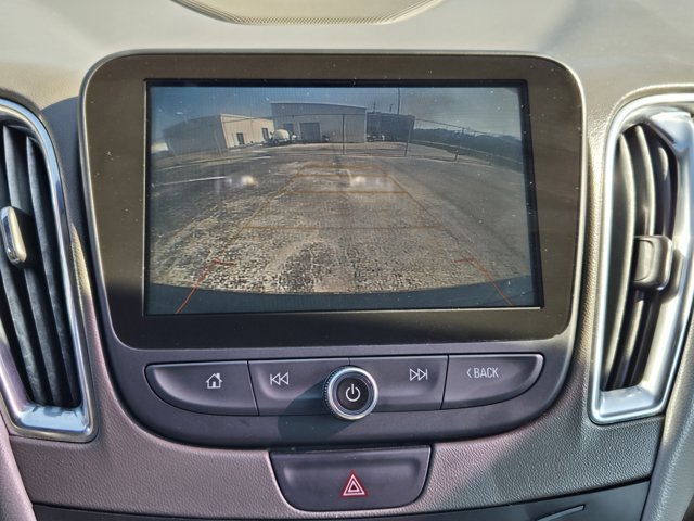 Used 2018 Chevrolet Malibu LT w/ Leather Package image 15