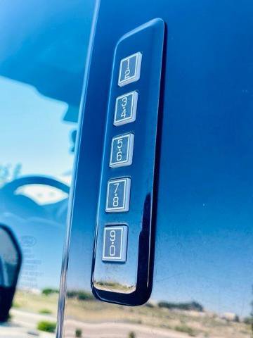 Certified 2022 Ford F350 Lariat w/ Chrome Package AWD/4WD image 11