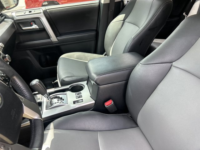 Used 2021 Toyota 4Runner SR5 Premium w/ Moonroof Package RWD image 17