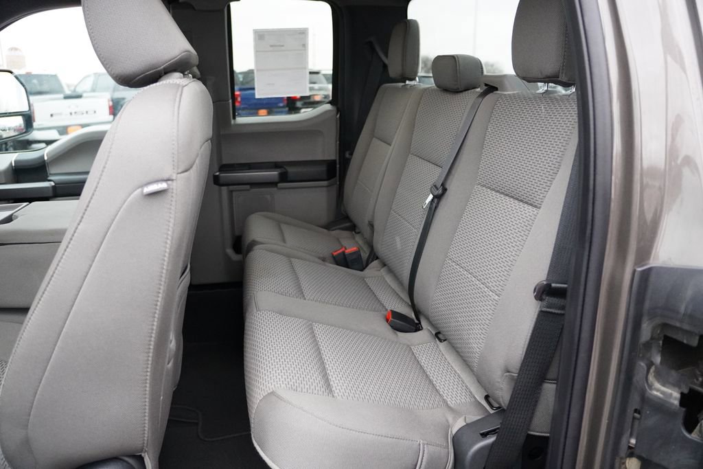 Certified 2022 Ford F350 XLT image 17