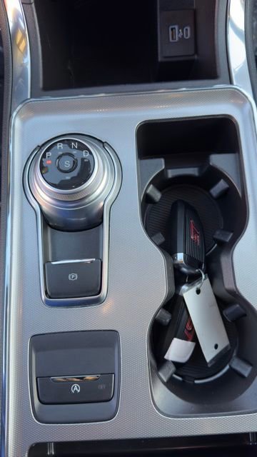 Certified 2023 Ford Edge ST image 17