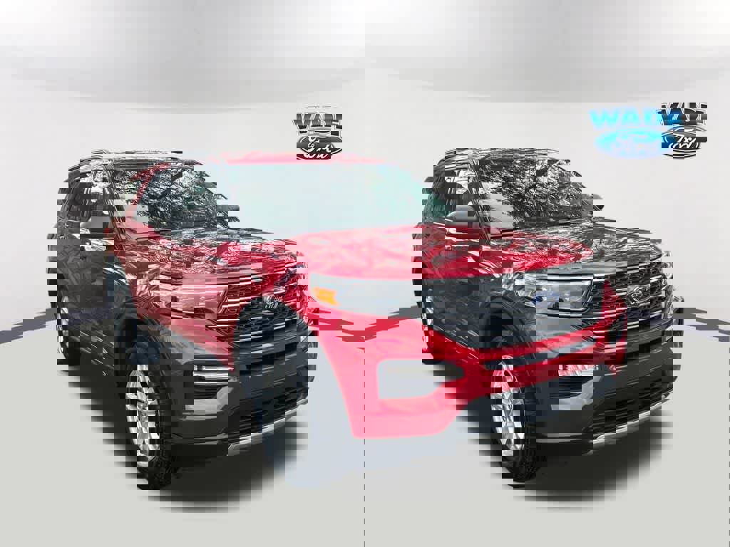 Certified 2022 Ford Explorer XLT w/ Equipment Group 202A image 3