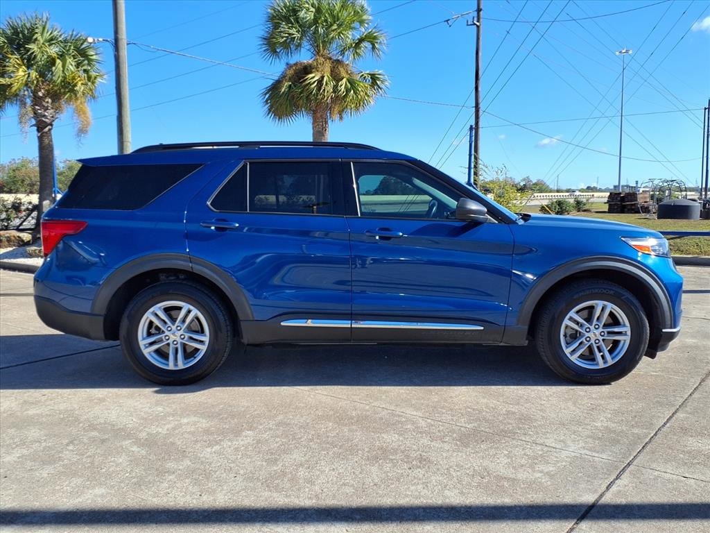 Certified 2020 Ford Explorer XLT w/ Equipment Group 202A image 30