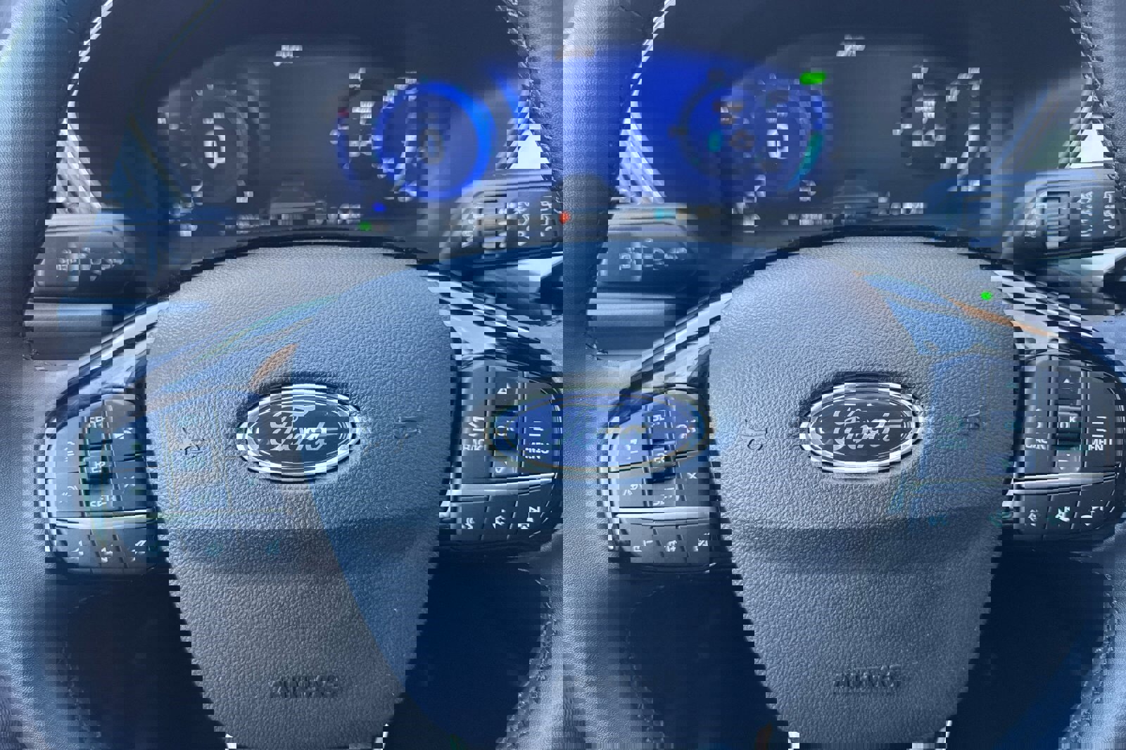 Certified 2022 Ford Escape SEL w/ Technology Package image 25