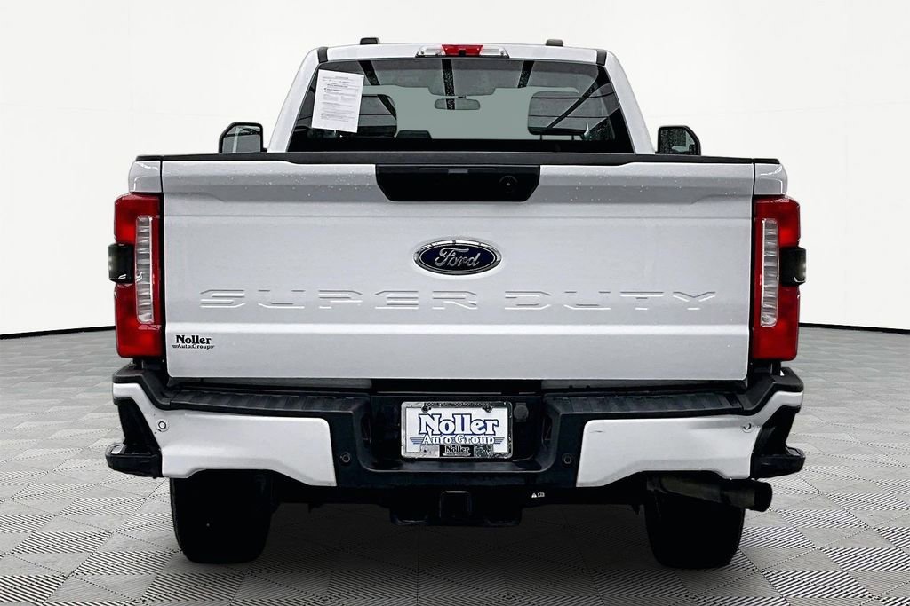 Certified 2024 Ford F250 XL w/ STX Appearance Package AWD/4WD image 4