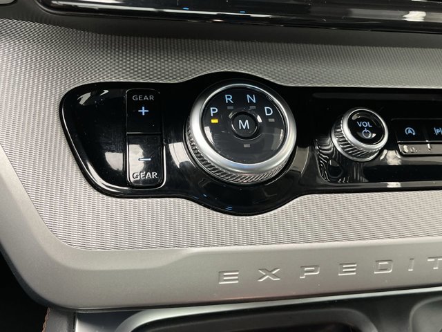 Certified 2025 Ford Expedition Max Active AWD/4WD image 30
