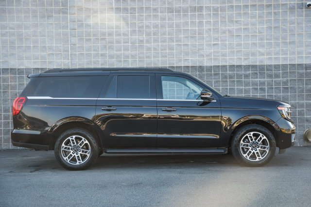 Certified 2025 Ford Expedition Max Active AWD/4WD image 4