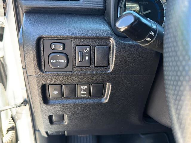 Used 2019 Toyota 4Runner SR5 Premium AWD/4WD image 17