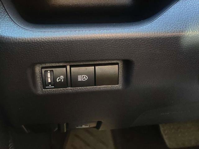 Used 2024 Toyota RAV4 LE image 11