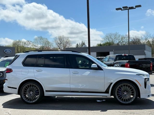 Used 2024 BMW ALPINA XB7 image 10