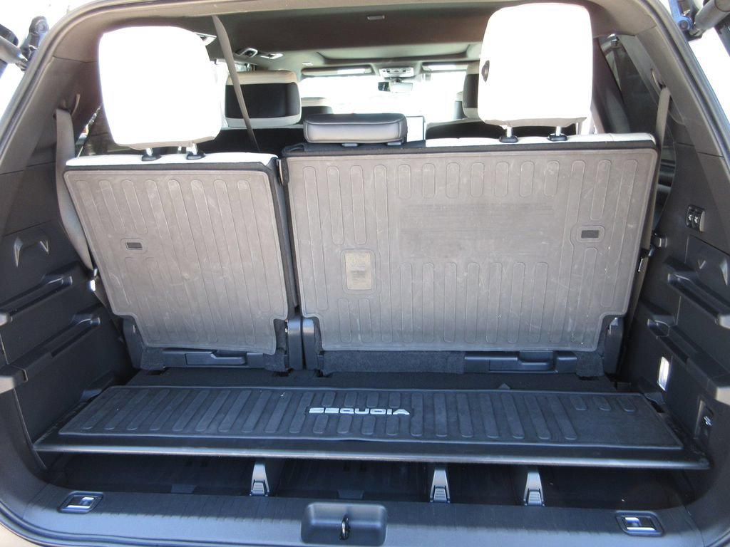 Used 2023 Toyota Sequoia Capstone AWD/4WD image 29