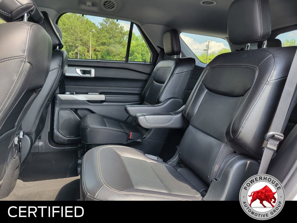 Certified 2022 Ford Explorer Limited w/ Equipment Group 301A image 17