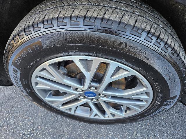 Certified 2022 Ford Escape SEL w/ Class II Trailer Tow Package AWD/4WD image 9