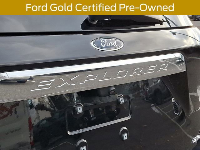 Certified 2022 Ford Explorer XLT w/ Equipment Group 202A image 35