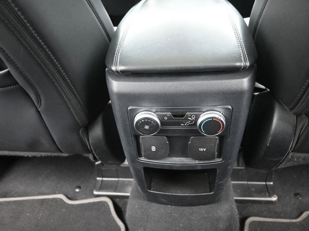 Certified 2021 Ford Explorer XLT w/ Equipment Group 202A image 18