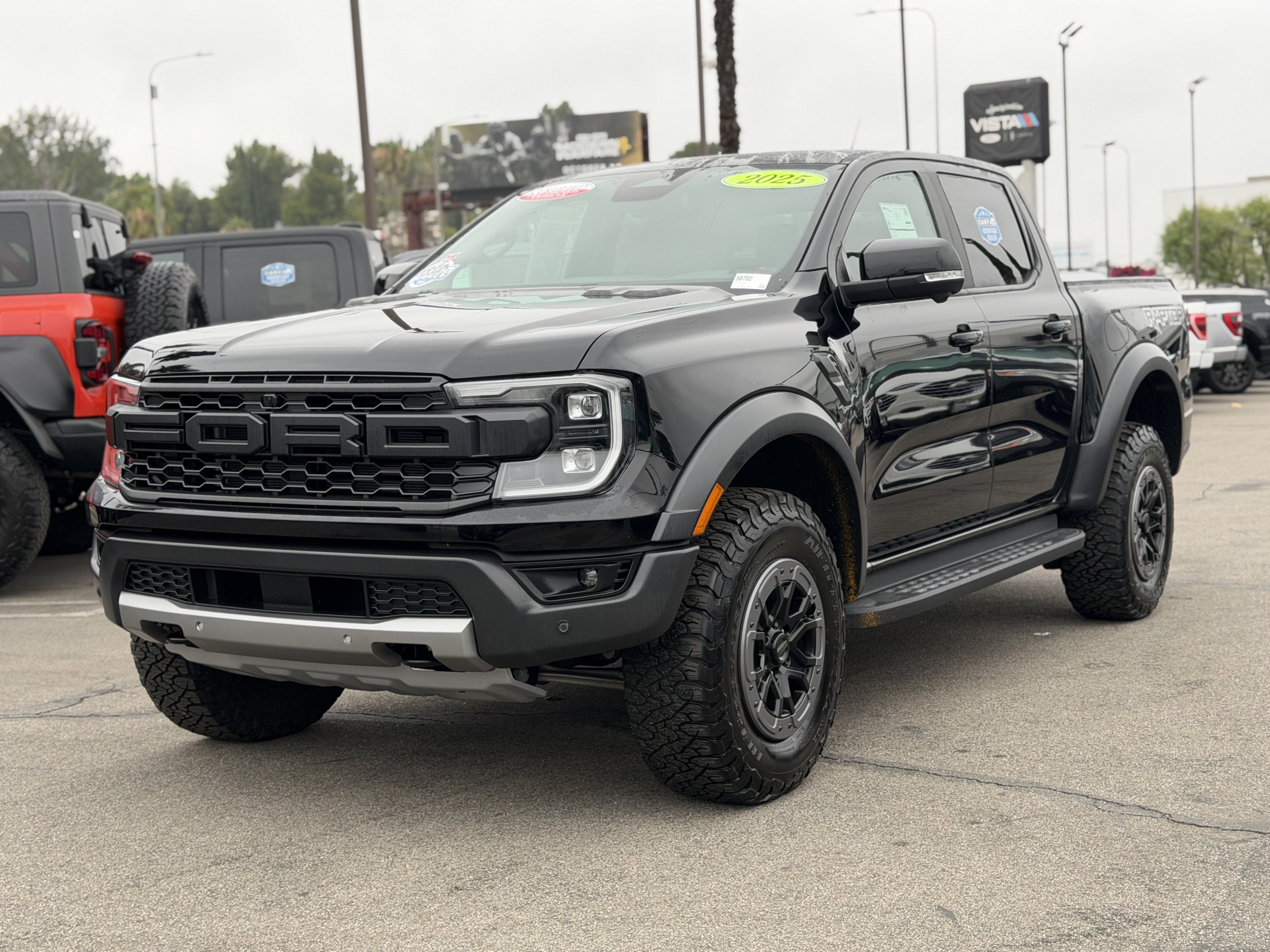 Certified 2025 Ford Ranger Raptor AWD/4WD image 3