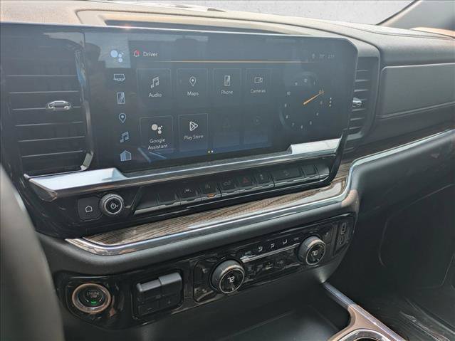 Used 2023 Chevrolet Silverado 1500 LT Trail Boss w/ Protection Package AWD/4WD image 13