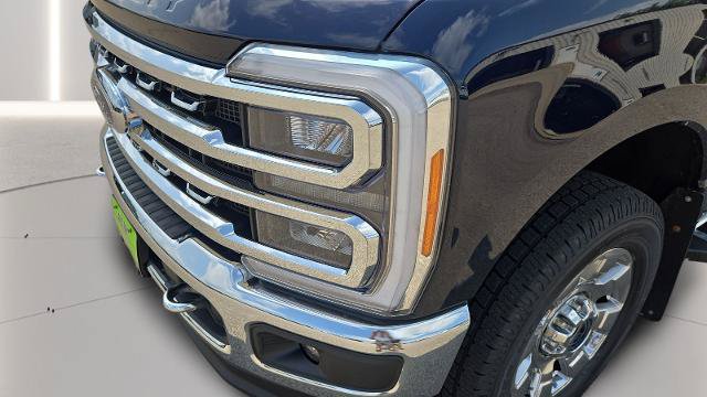 Certified 2023 Ford F350 Lariat w/ Chrome Package AWD/4WD image 20