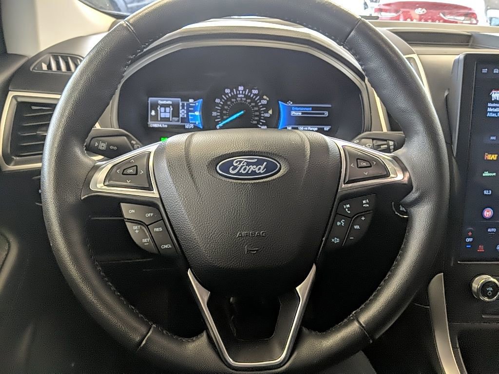 Certified 2024 Ford Edge SEL w/ Convenience Package image 16