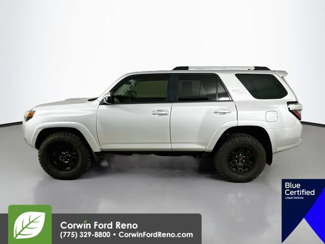 Used 2018 Toyota 4Runner TRD Off-Road AWD/4WD image 5