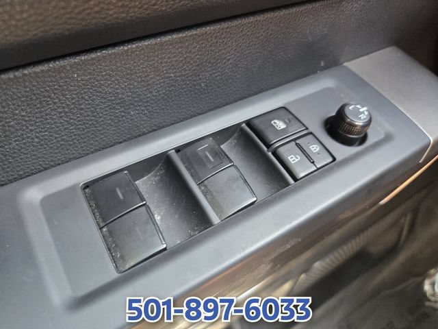 Used 2022 Toyota Tundra SR5 w/ SR5 Premium Package RWD image 32